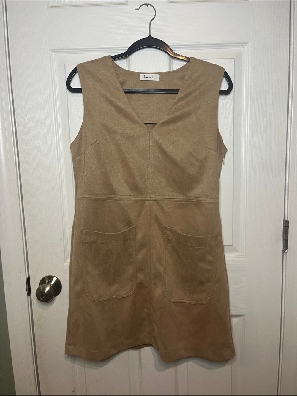 Women’s Vernacular Faux Suede Tan Sleeveless V Neck Dress With Pockets Size Lg